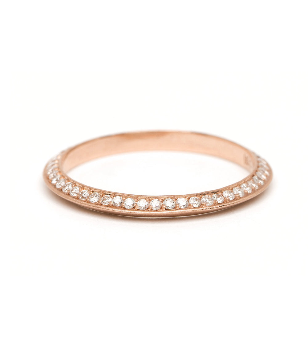 Knife Edge Band With Diamonds