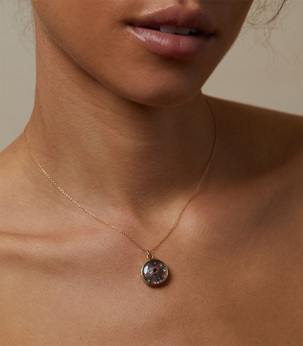 Roulette Wheel Gold Charm