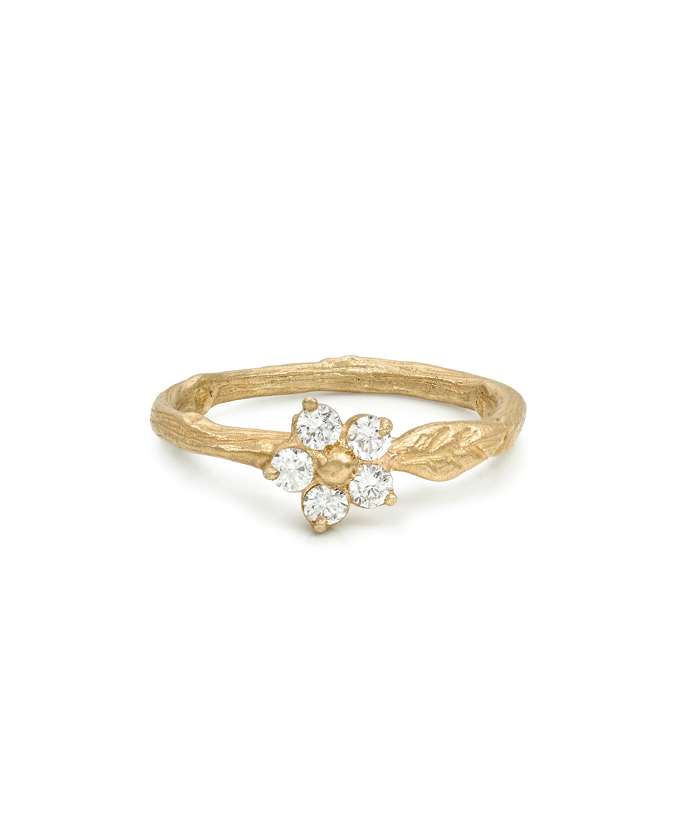 Twig Band With A Leaf Motif And Round Brilliant Flower Detail Matte Finish 14k Yellow Gold Pinky Ring Es R40 Front