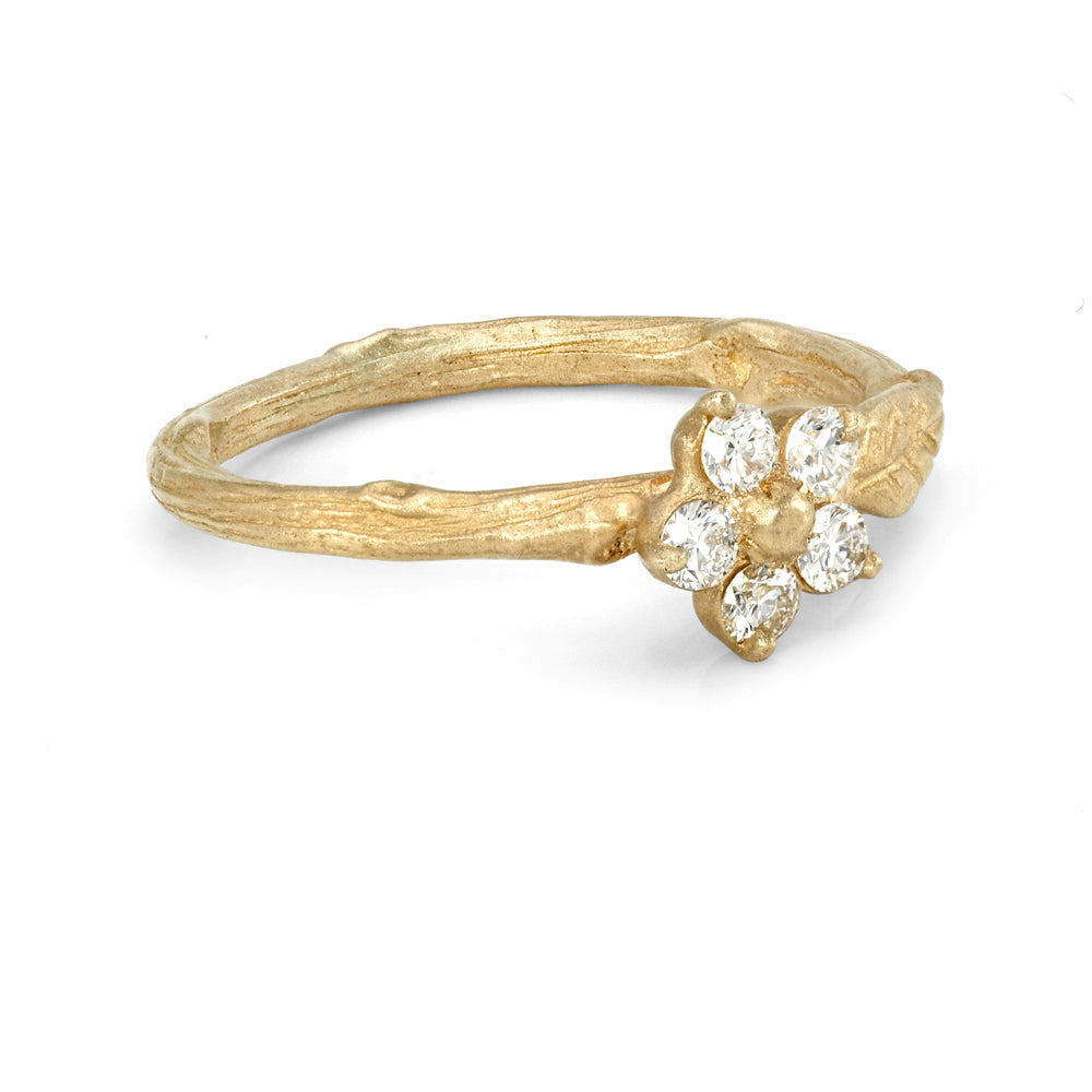 Twig Band With A Leaf Motif And Round Brilliant Flower Detail Matte Finish 14k Yellow Gold Size 6 Es R40 Side