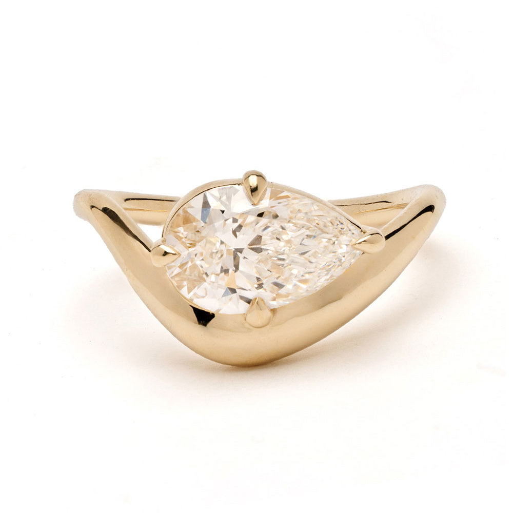 Diamond Pinky Ring Gold Melt Pear