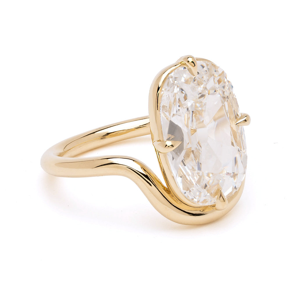 Half Onda Elongated Cushion Lab Diamond Ring 2