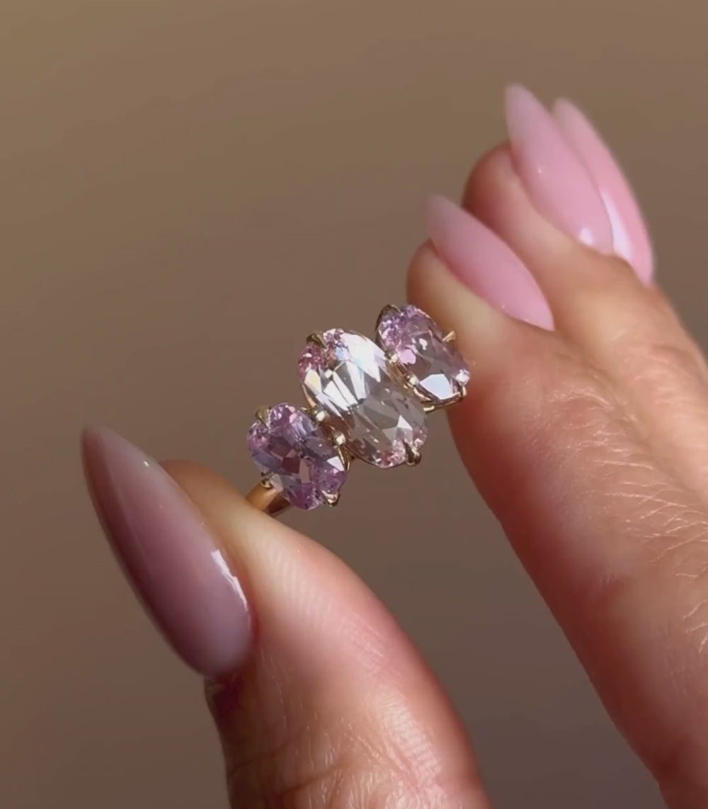 Kaya　アメトリン　ハニカムカービング　チャーム　14kgf　他3点 Annika 3 Stone Engagement Ring – Sofia Kaman