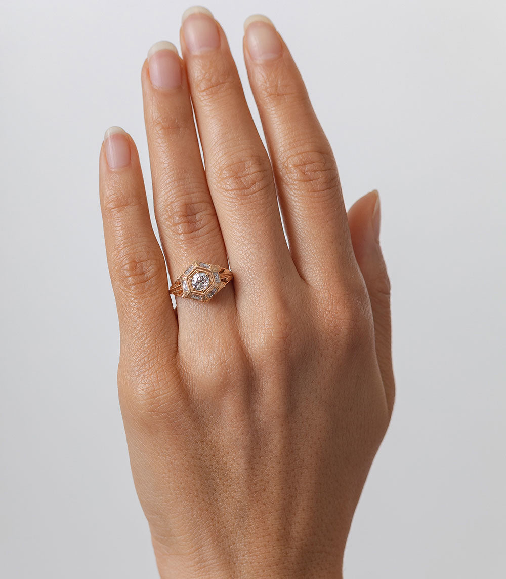 Zelda – Sofia Kaman