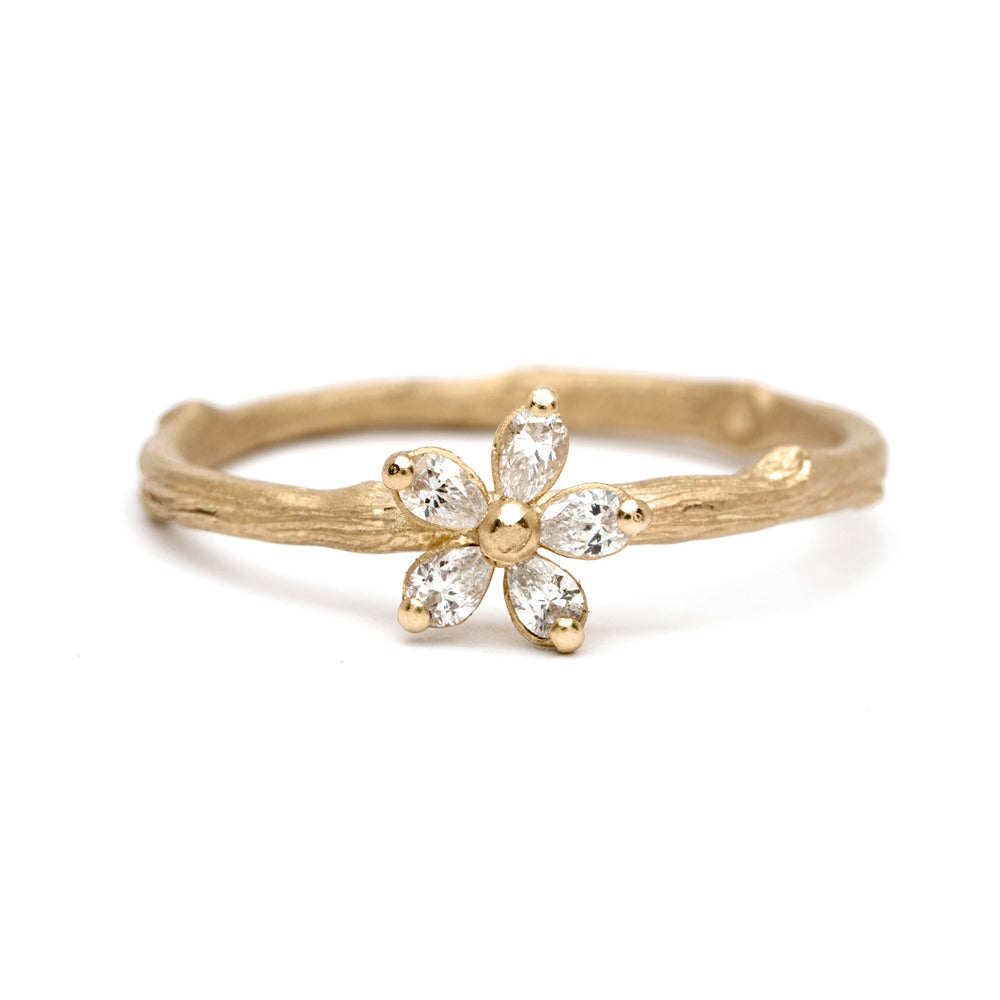 Twig Band Pear Shape Diamond Daisy Boho Stacking Ring