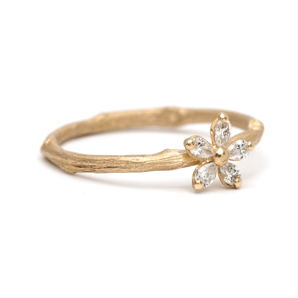 Twig Band Pear Shape Diamond Daisy Boho Stacking Ring